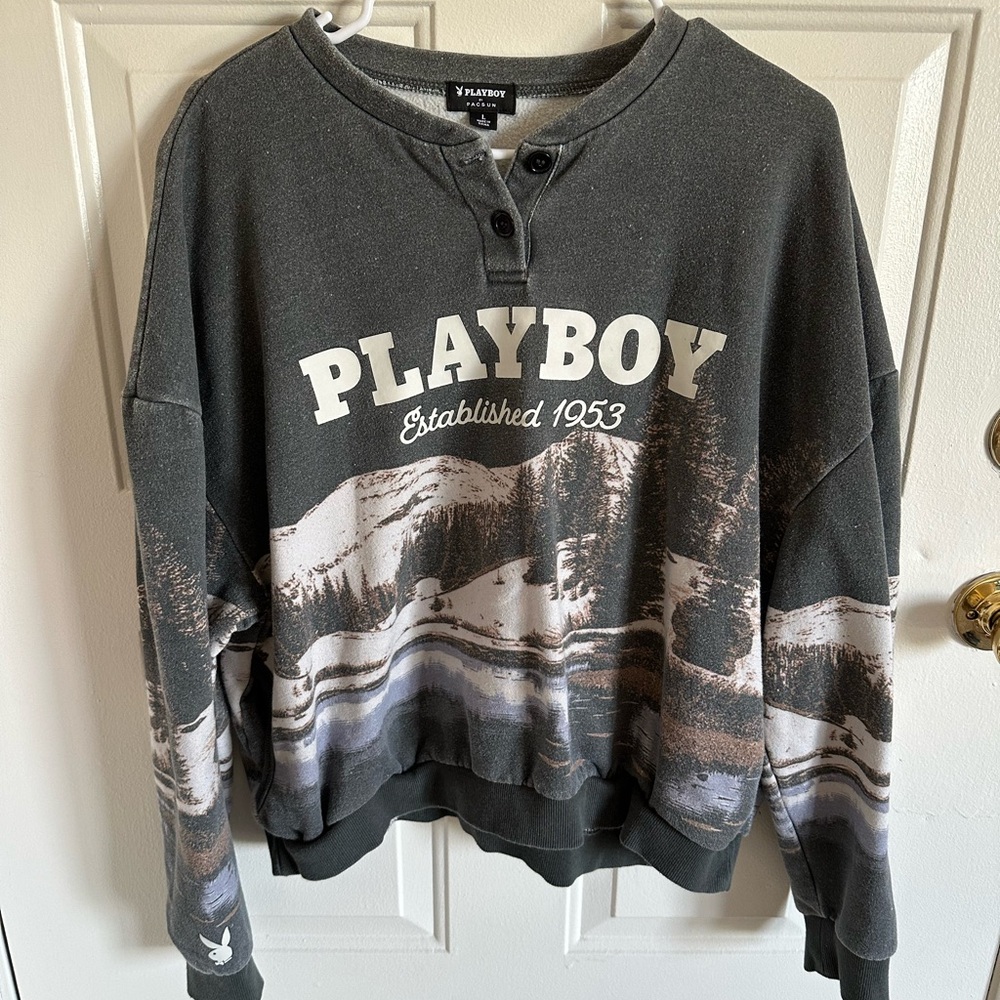 PLAYBOY Men's Black and Gray Crewneck Sweater